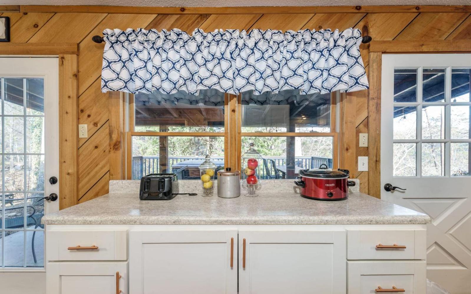 Wooded Bliss Hot Tub Single Level Cabin With No Steps Rocking Chairs And Wooded Views Pigeon Forge Exteriér fotografie